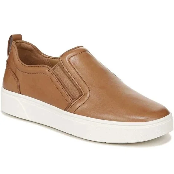 Vionic Kimmie women's slip-on sneaker in tan leather size 8.5/6.5 UK - Picture 2 of 9